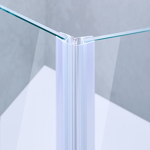 Beispiel einer Magnetschließleiste für eine 135°-Tür-an-Tür-Situation